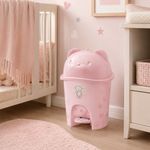 Basurero Infantil con Pedal Diseño Osito de 6.5 Litros Color Rosado Translúcido