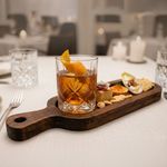 Bandeja para Servir de Madera con Espacio para Vaso