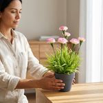 Planta de Clavel Artificial Rosado Claro con Maceta
