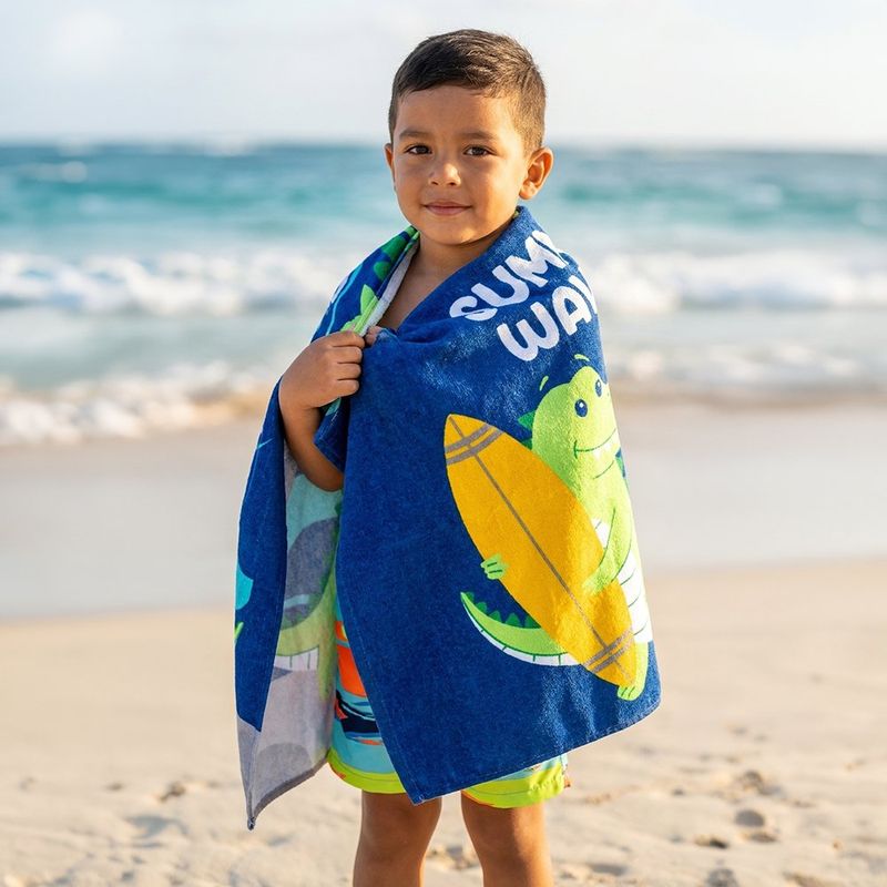 Toalla de Playa Infantil 30 x 60 Plg Diseño Cocodrilo Surfista Azul y Verde