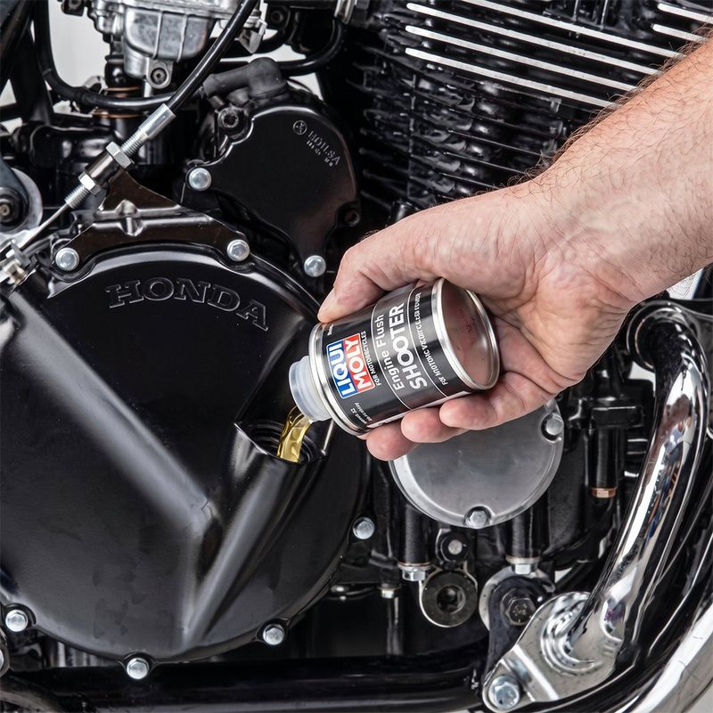 Limpiador Interno para Motor de Motocicleta Engine Flush Shooter Liqui Moly 80 ml