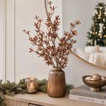 Rama Navideña de Flores de PVC con Detalles Escarchados y Tallo Largo para Arreglos 75 cm Color Cobre