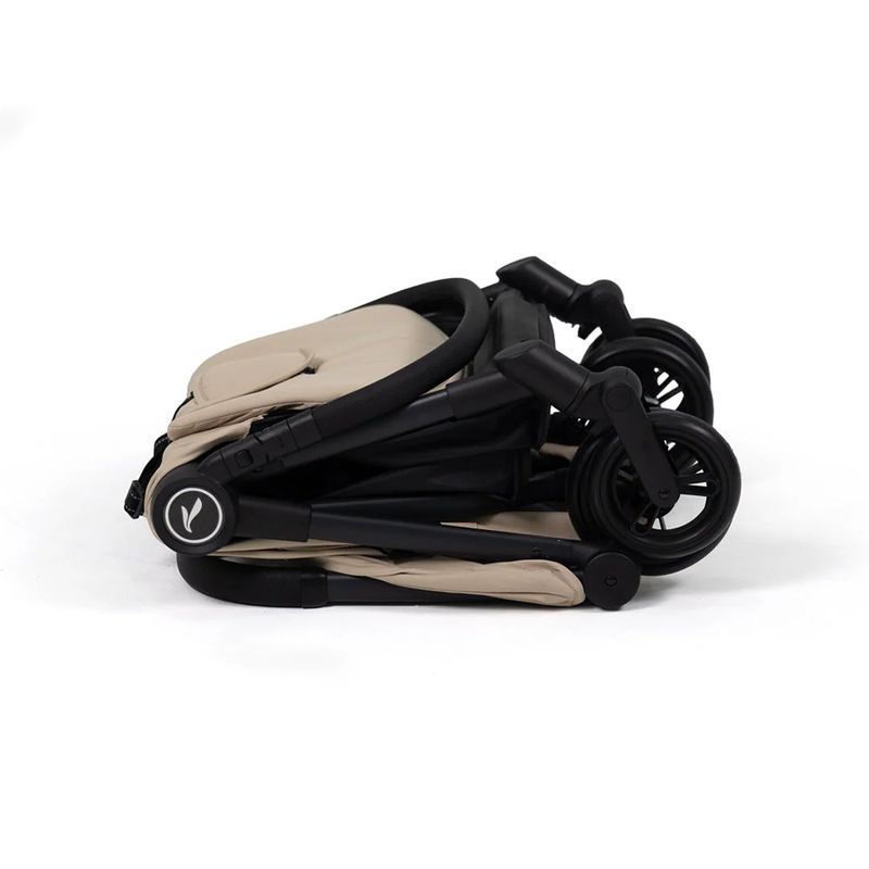 Carruaje de Paseo para Bebé Nano Compacto y Reclinable en Color Beige y Negro
