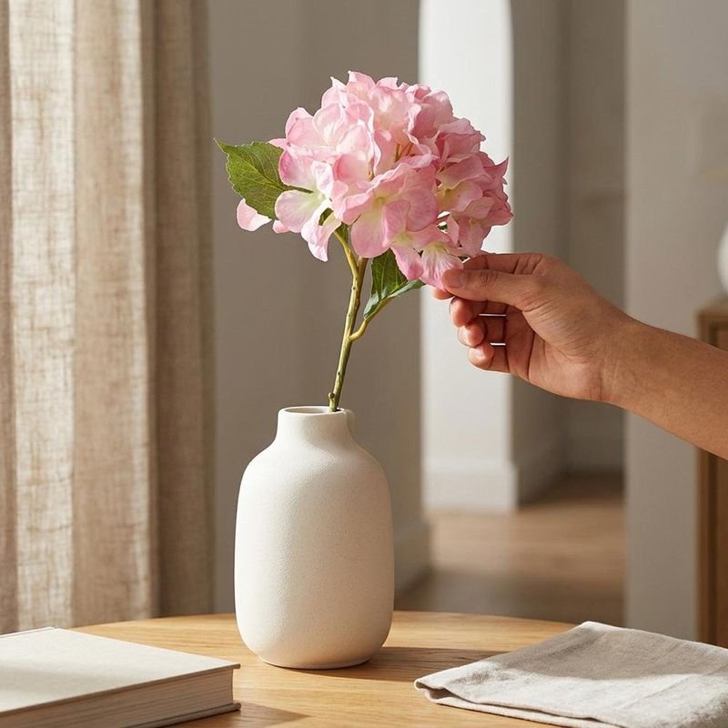 Flor Artificial Hortensia Color Rosa de 64 Cm para Floreros y Arreglos