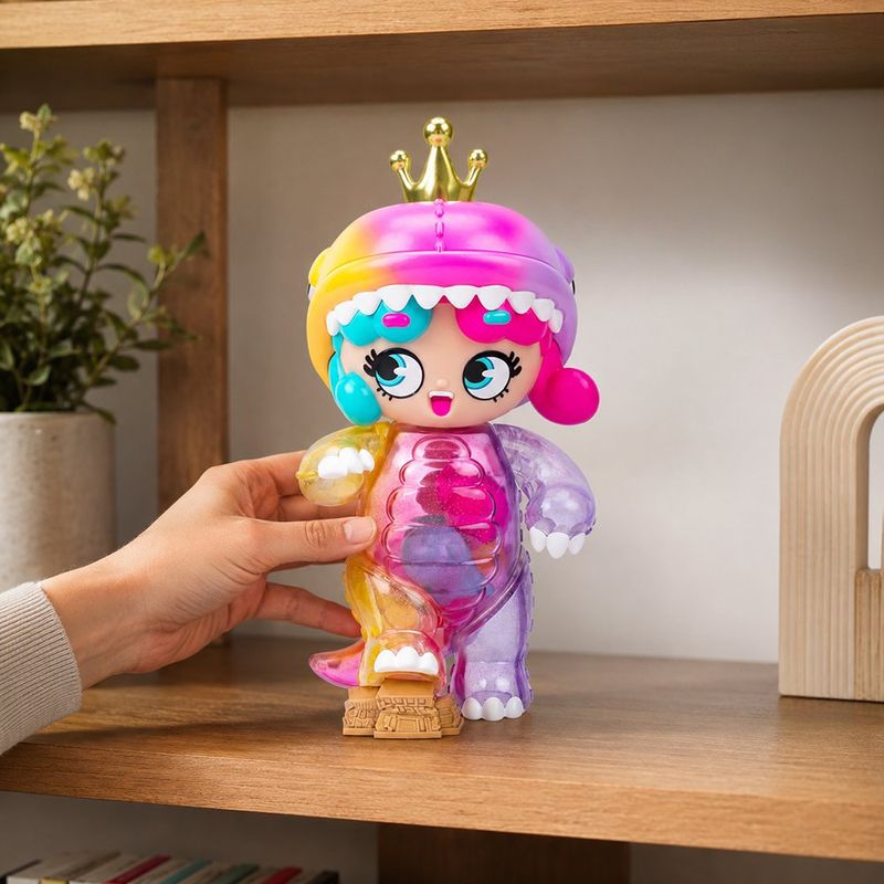Muñeca Coleccionable Deluxe Kweenie Serie Kween of Rawr 28 Cm con Articulación