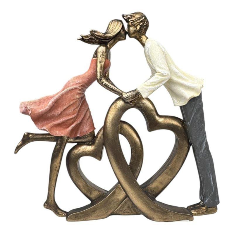 Figura Decorativa de Pareja Sobre Corazón en Poliresina y Piedra 25 Cm Tono Bronce y Durazno