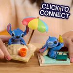 Figura Coleccionable de Stitch con Escenas del Live-Action 3 Plg - Presentación Surtida