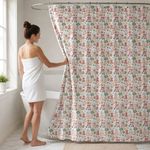 Set de Cortina de Baño con Estampado de Esferas y Moños Navideña con Ganchos