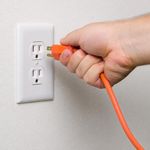 Extensión Eléctrica para Exterior de 15 Metros con Calibre 16 AWG en Color Naranja