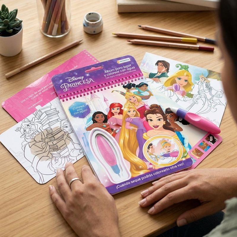 Libro para Colorear con Agua Reutilizable de 5 Páginas Princesas Disney con Lápiz Mágico