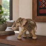 Figura Decorativa Elefante Izquierdo con Ornamentos 26.5 x 11 x 22.5 Cm Color Café y Dorado