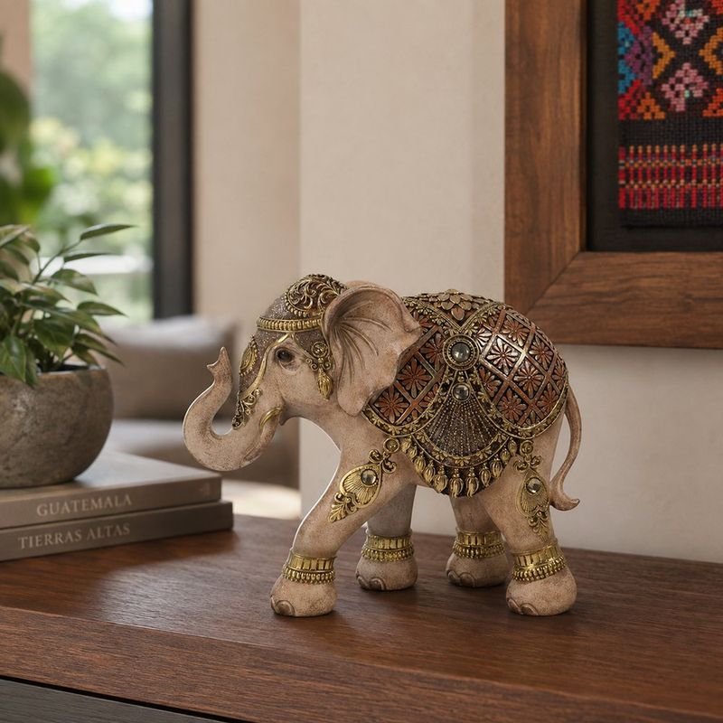 Figura Decorativa Elefante Izquierdo con Ornamentos 26.5 x 11 x 22.5 Cm Color Café y Dorado