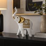 Figura Decorativa Elefante con Trompa Elevada 15.5 x 7 x 22.5 Cm Color Blanco y Dorado