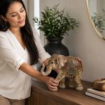 Figura Decorativa Elefante Izquierdo con Ornamentos 26.5 x 11 x 22.5 Cm Color Café y Dorado