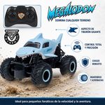 Monster Jam Camión RC Megalodon a Escala 1:24 Color Celeste