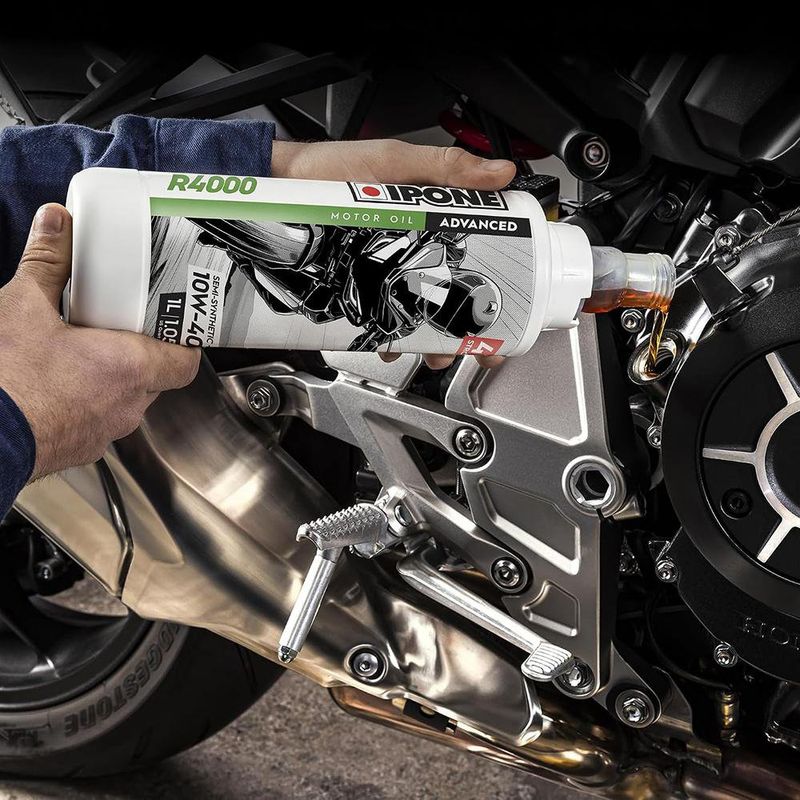 Aceite de Motor Semisintético 10W-40 para Moto de 4 Tiempos de 1 L