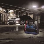 Arrancador de Batería para Carro con Compresor de Aire de 1250 A y 18 Ah