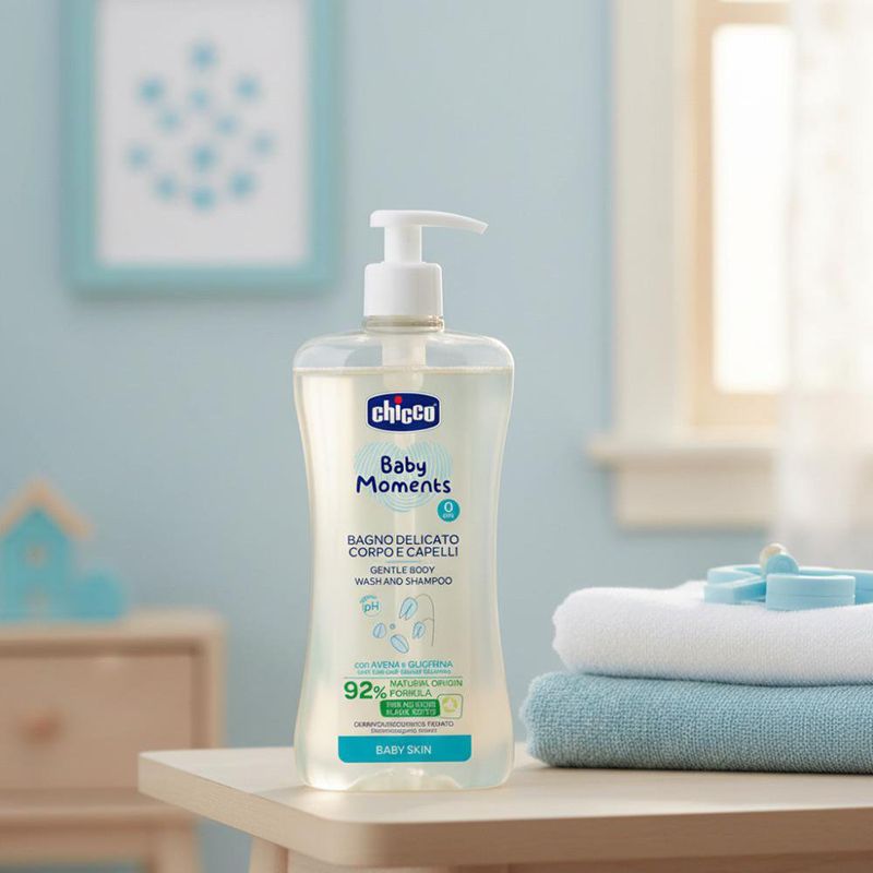 Gel de Baño Cuerpo y Cabello Baby Moments con Avena y Glicerina 500 mL