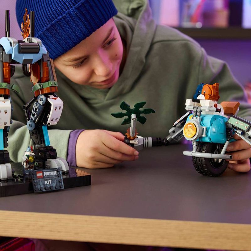 LEGO Fortnite KIT #77081 de 1230 piezas