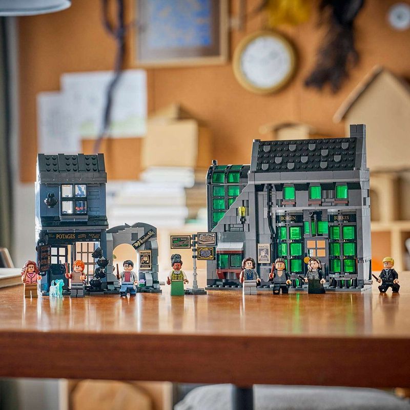 LEGO Harry Potter Tiendas Mágicas del Callejón Knockturn #76471 de 788 piezas