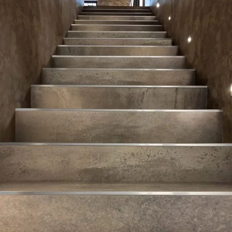 Perfil en L Pulido para Piso de 12 mm x 2.5 Metros