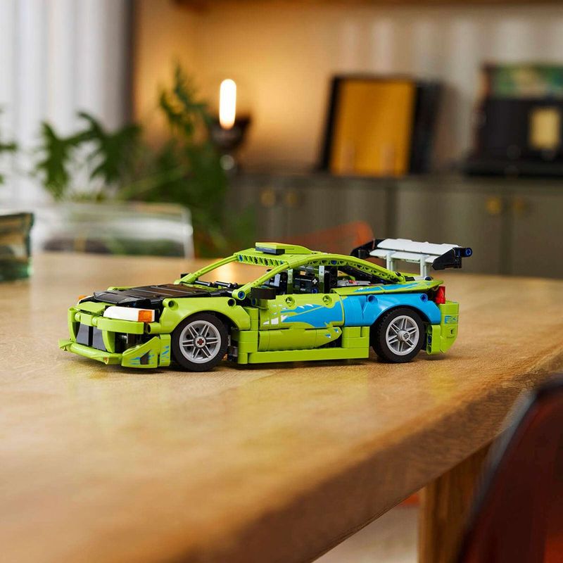LEGO Technic Carro Mitsubishi Eclipse de Fast and Furious #42229 de 827 piezas