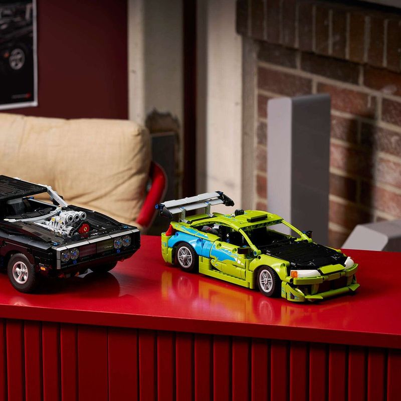 LEGO Technic Carro Mitsubishi Eclipse de Fast and Furious #42229 de 827 piezas