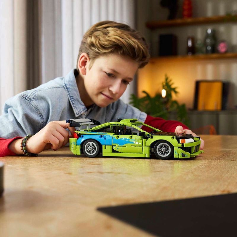 LEGO Technic Carro Mitsubishi Eclipse de Fast and Furious #42229 de 827 piezas