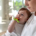 Mordedor Infantil de Silicona con Diseño de Zanahoria y Texturas Sensoriales +3 Meses