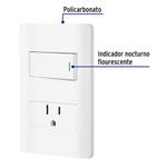 Interruptor Triple con Tomacorriente Integrado en Color Blanco
