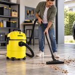 Aspiradora de Contenedor WD1 para Sólidos y Líquidos de 15 L y 1200 W con Función de Soplado y Manguera Flexible
