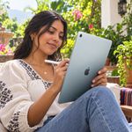 Tablet iPad Air de 11 Plg con Pantalla Liquid Retina y Chip M4 Color Celeste