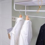 Repisa de Pared de Metal con Colgador Inferior para Organizar Baño, Cocina o Lavandería 90 x 30 x 30 Cm Blanco