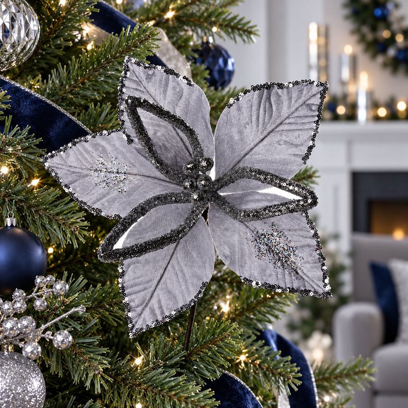 Flor Decorativa Navideña Plateada de Poliéster y Metal 30 cm para Arreglos