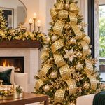 Listón Decorativo Navideño con Brillo Color Dorado con Líneas 2.5 plg x 9 yd