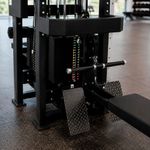 Máquina de 8 Estaciones con Torres de Peso Independientes para Varios Usuarios en Gimnasios Negro