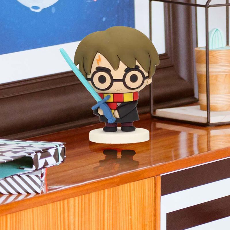 Mini Figura Harry Con Espada - Harry Potter