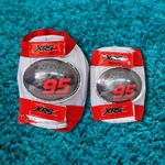 Set De Protección Para Niño Coderas Y Rodilleras Diseño Cars - Kid Zamo