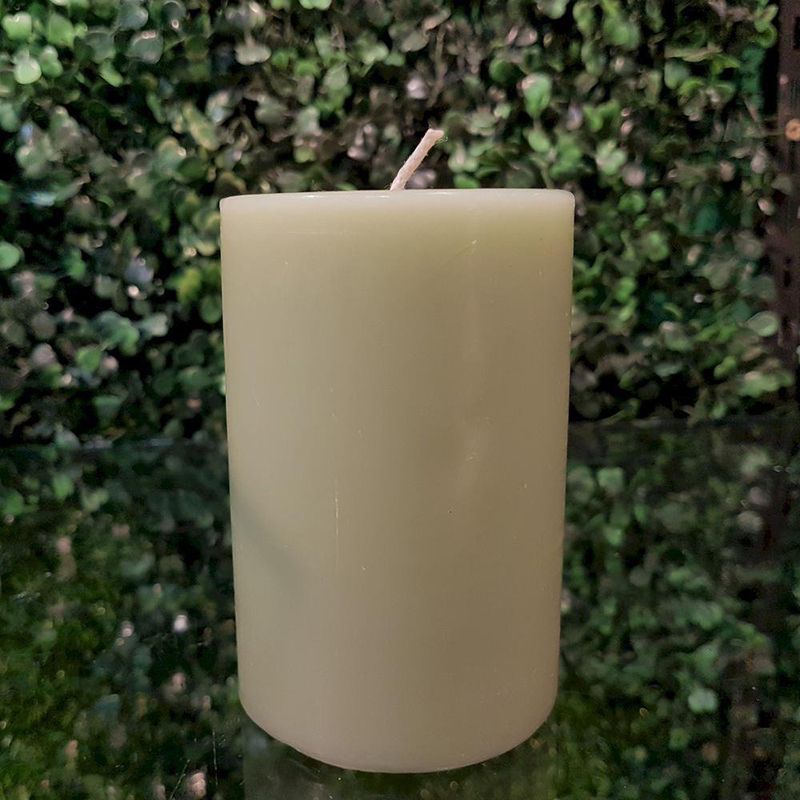 Vela Cilíndrica Verde Menta Aroma Cítrico De 6.35X10.16 Cm - Pilandros
