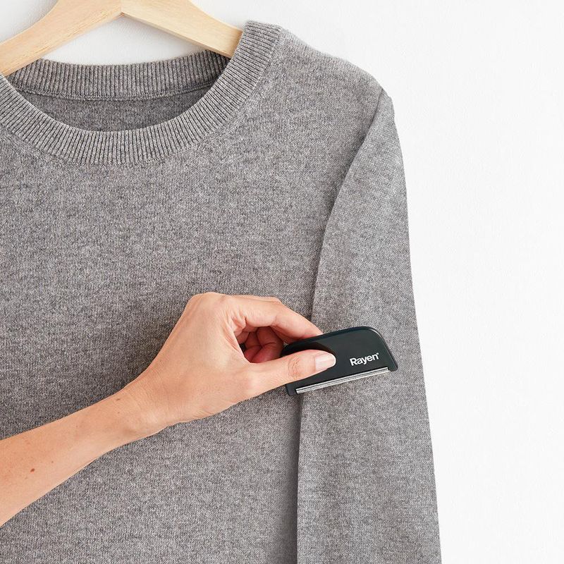 Cepillo Quita Pelusa Para Ropa - Rayen