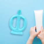 Cepillo De Dientes Aprendiendo Aqua 9-18M - Green Sprouts