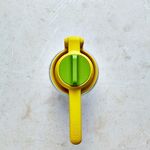 Exprimidor De Limón Con Doble Acción - Joseph Joseph