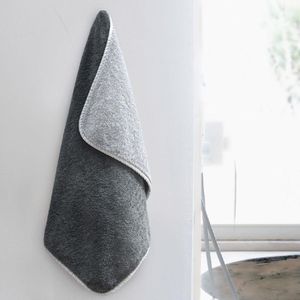 Toalla Bicolor Gris y Gris Oscuro -  Varios Tamaños