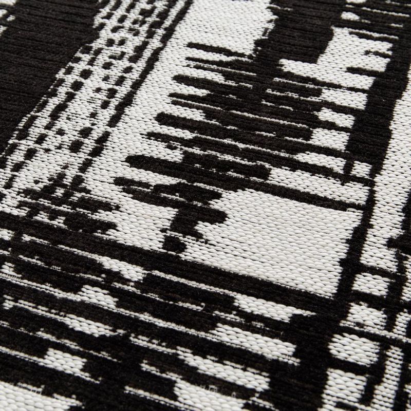 160 x 230 cm