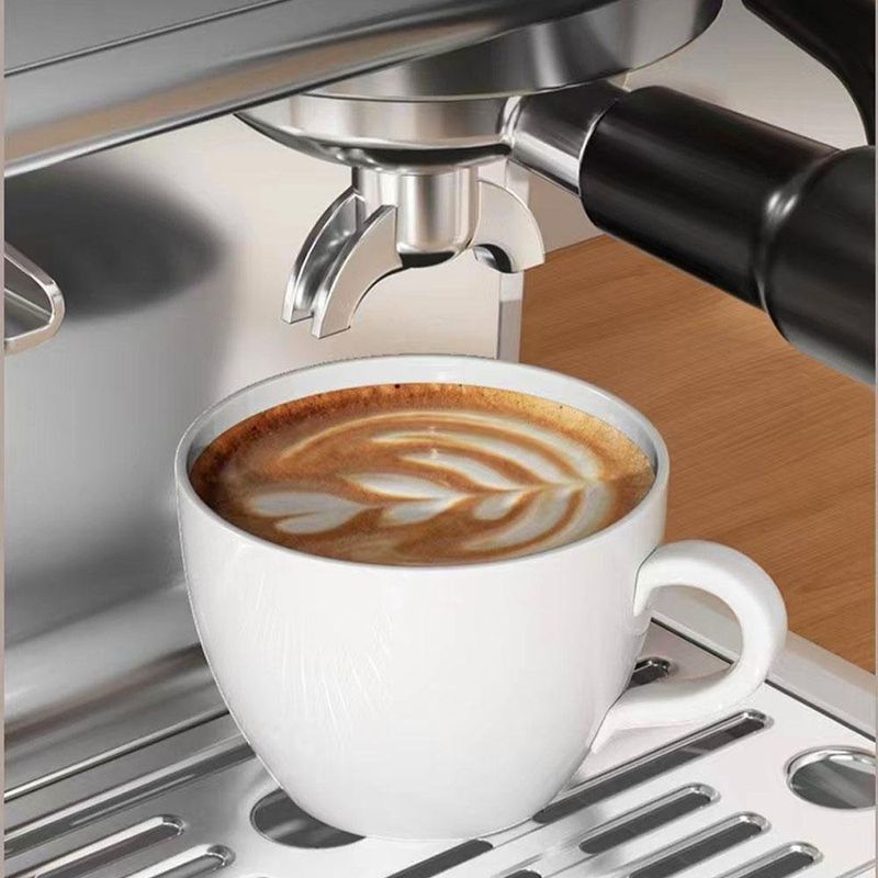 Máquina para Expresso con Espumador de Leche - Rosthal
