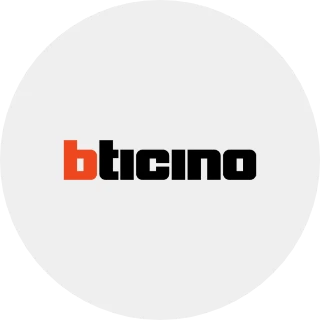 BTicino con interruptores, tomacorrientes y soluciones eléctricas para el hogar.